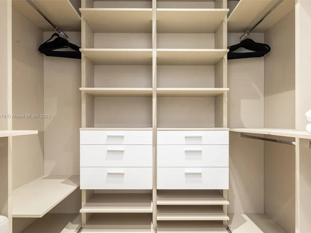 3110 Elizabeth St, Miami FL 33133