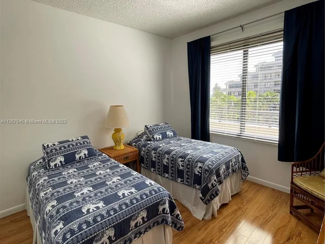 251 Crandon Blvd # 338, Key Biscayne FL 33149