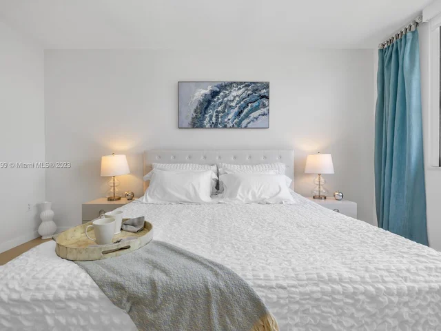 2080 S Ocean Dr # 27, Hallandale Beach FL 33009