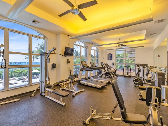 2080 S Ocean Dr # 27, Hallandale Beach FL 33009