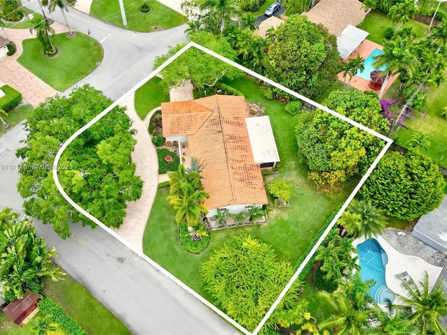 9891 SW 146th St, Miami FL 33176