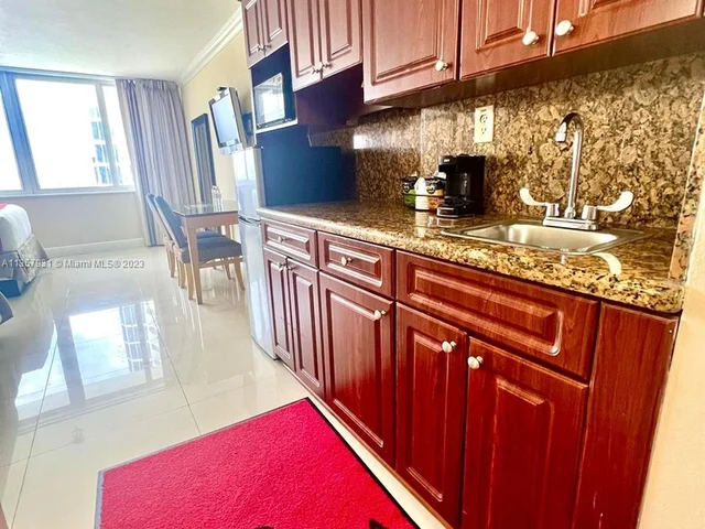 19201 Collins Ave # 929, Sunny Isles Beach FL 33160