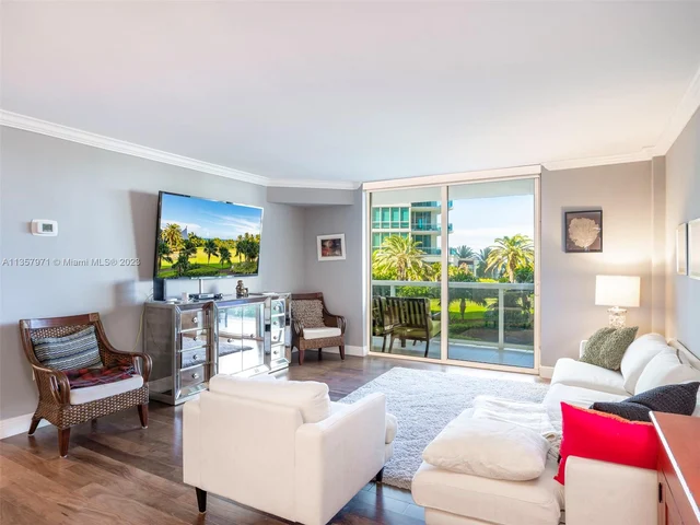 10275 Collins Ave # 334, Bal Harbour FL 33154
