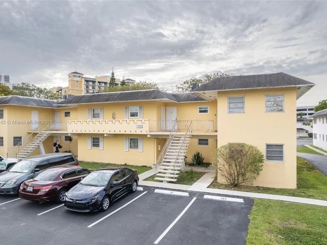 7370 SW 82nd St # E119, Miami FL 33143