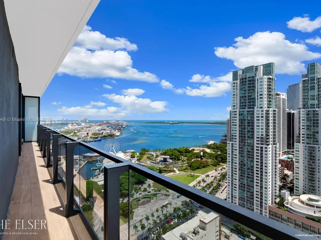 398 NE 5 # 2818, Miami FL 33132