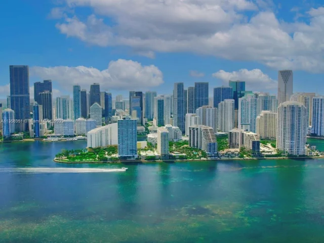 770 Claughton Island Dr # 1904, Miami FL 33131