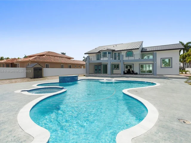 2821 SW 130th Ave, Miami FL 33175