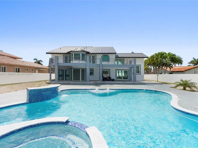 2821 SW 130th Ave, Miami FL 33175