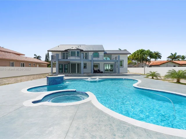 2821 SW 130th Ave, Miami FL 33175