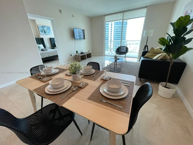 1200 BRICKELL BAY DR # 4217, Miami FL 33131
