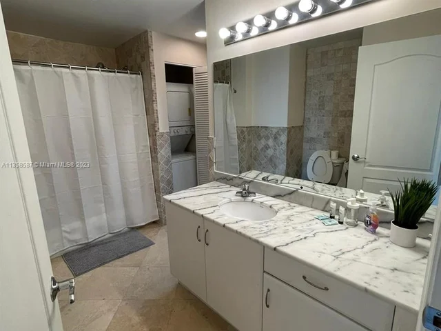 1200 BRICKELL BAY DR # 4217, Miami FL 33131