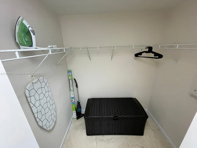 1200 BRICKELL BAY DR # 4217, Miami FL 33131