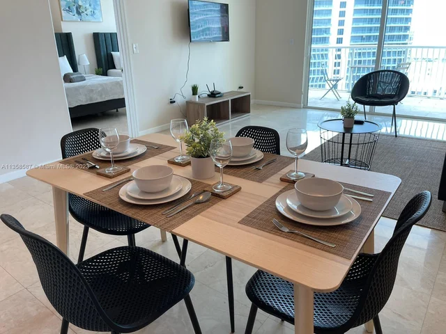 1200 BRICKELL BAY DR # 4217, Miami FL 33131