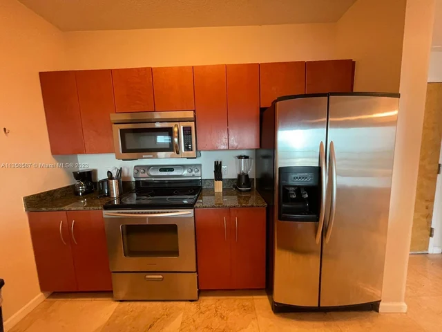 1200 BRICKELL BAY DR # 4217, Miami FL 33131