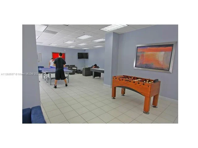 1200 BRICKELL BAY DR # 4217, Miami FL 33131