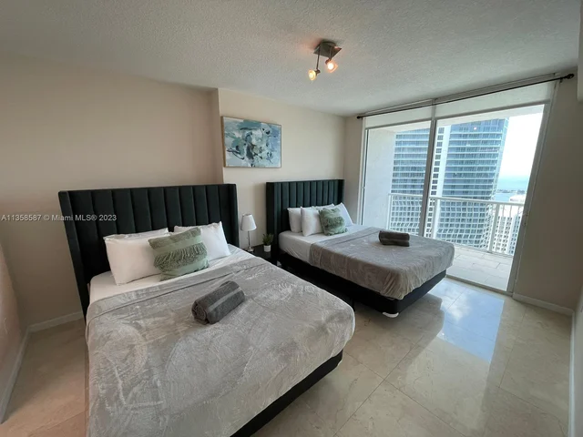 1200 BRICKELL BAY DR # 4217, Miami FL 33131
