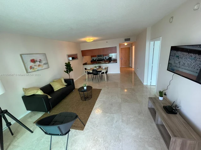 1200 BRICKELL BAY DR # 4217, Miami FL 33131