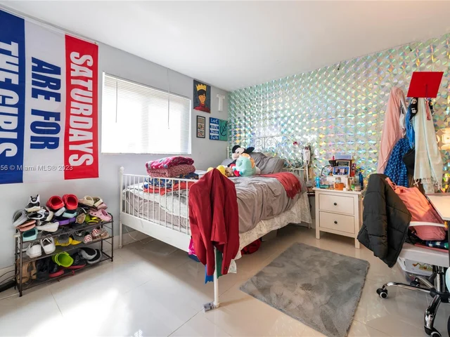 1224 Johnson St, Hollywood FL 33019