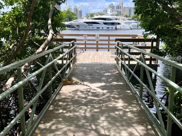 19555 E Country Club Dr # 8503, Aventura FL 33180