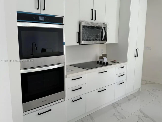 3537 Forest View Circle, Dania Beach FL 33312