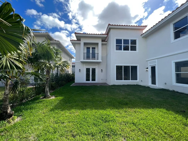 3537 Forest View Circle, Dania Beach FL 33312