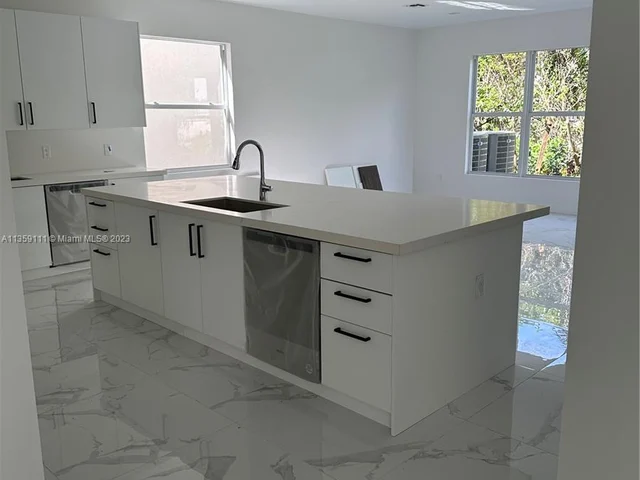 3537 Forest View Circle, Dania Beach FL 33312