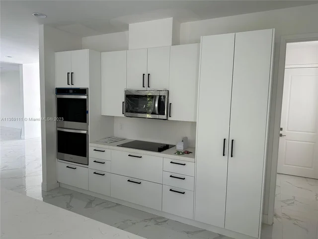 3537 Forest View Circle, Dania Beach FL 33312