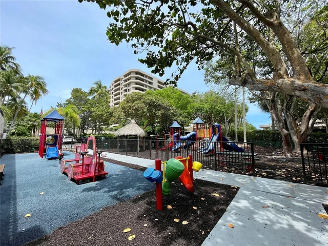 101 Crandon Blvd # 380, Key Biscayne FL 33149