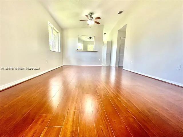 7830 NW 6th St # 201, Pembroke Pines FL 33024