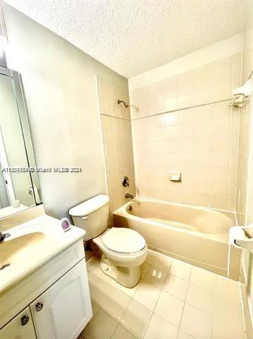 7830 NW 6th St # 201, Pembroke Pines FL 33024