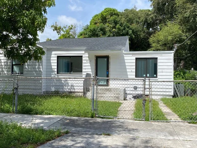 4212 NW 3rd Ave, Miami FL 33127
