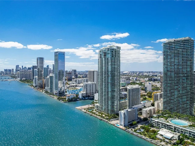 650 NE 32nd St, Miami FL 33137