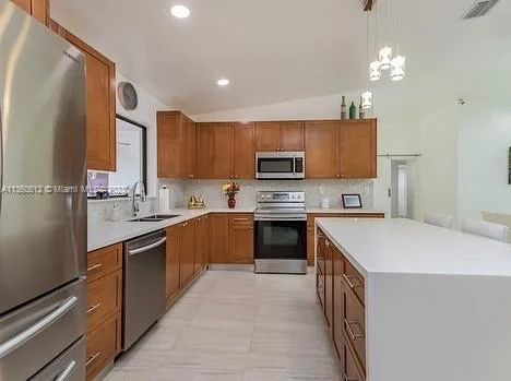 13360 SW 40th St, Miami FL 33175