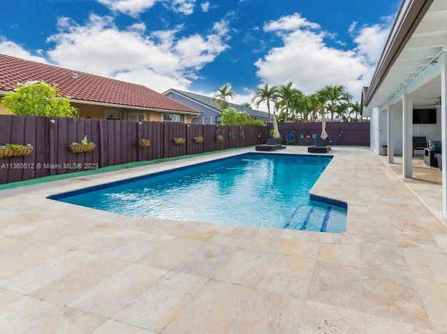 13360 SW 40th St, Miami FL 33175