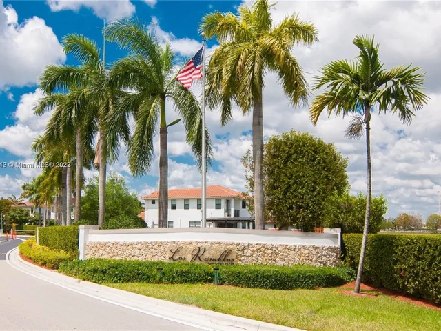 9839 NW 10th Ter, Miami FL 33172