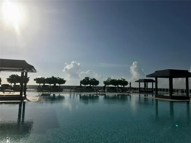 1830 S Ocean Dr # 4106, Hallandale Beach FL 33009