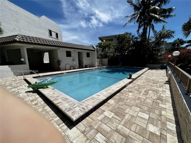 1223 Hillsboro Mile # 7, Hillsboro Beach FL 33062