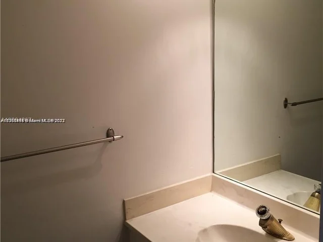 555 NE 15th St # 18H, Miami FL 33132