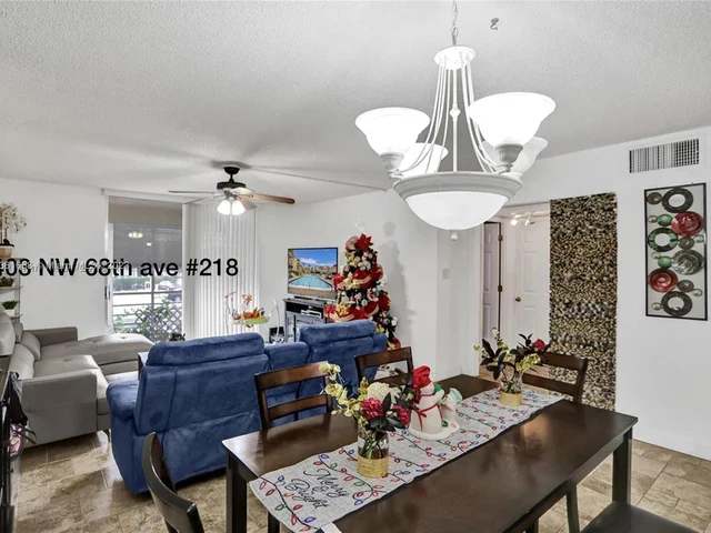 403 NW 68th Ave # 218, Plantation FL 33317