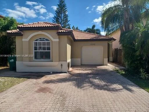 11240 NW 51st Ter, Doral FL 33178