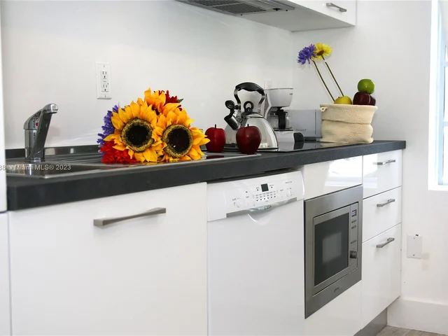 811 Jefferson Ave # 101, Miami Beach FL 33139