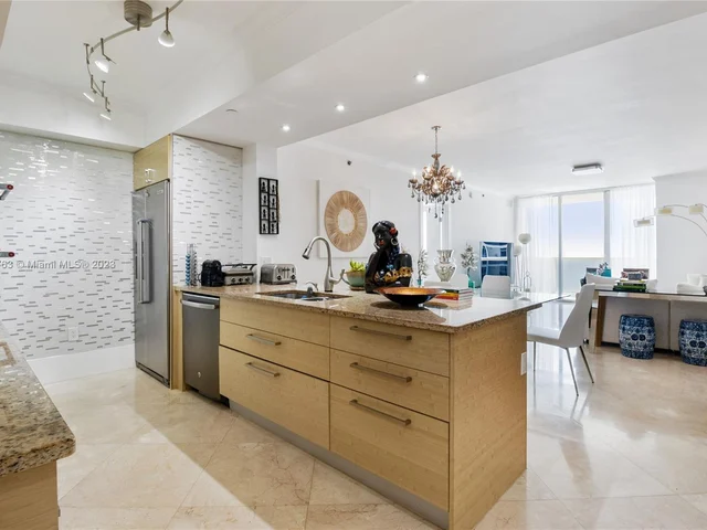 1830 S Ocean Dr # 3904, Hallandale Beach FL 33009