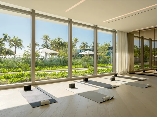 10203 Collins Ave # 2701N, Bal Harbour FL 33154