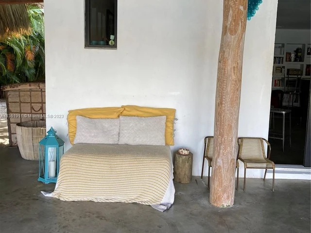 841 86th St, Miami Beach FL 33141