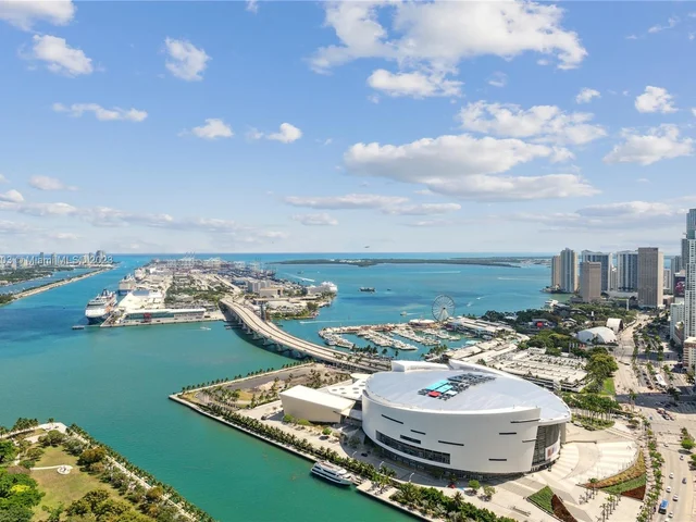 1000 Biscayne Blvd # 4401, Miami FL 33132