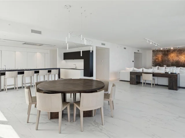 1000 Biscayne Blvd # 4401, Miami FL 33132