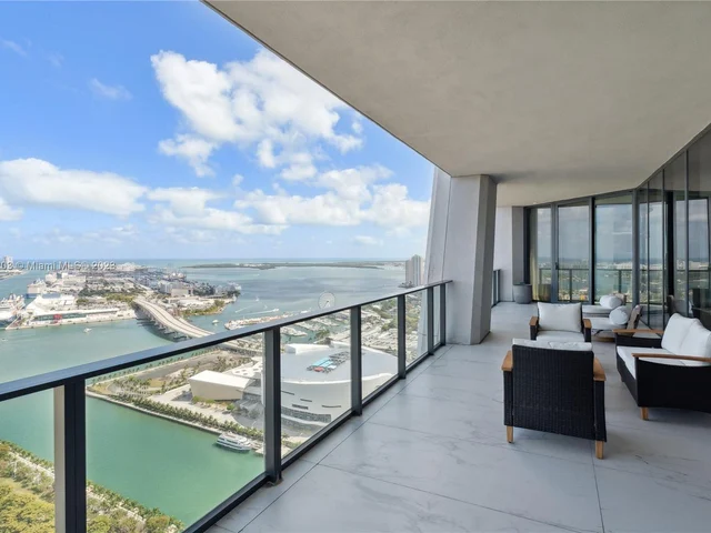 1000 Biscayne Blvd # 4401, Miami FL 33132