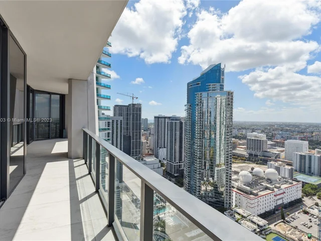 1000 Biscayne Blvd # 4401, Miami FL 33132