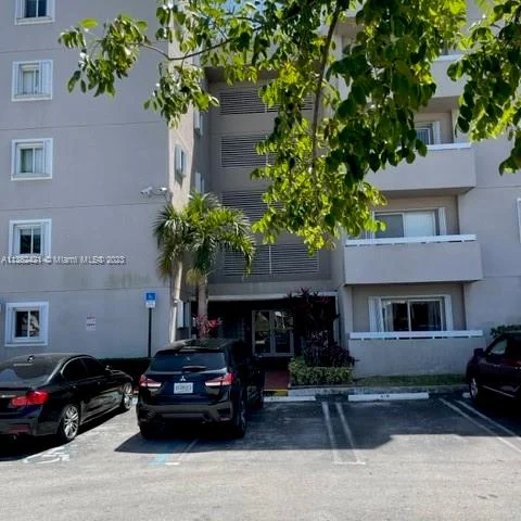 600 NW 32nd Pl # 406, Miami FL 33125