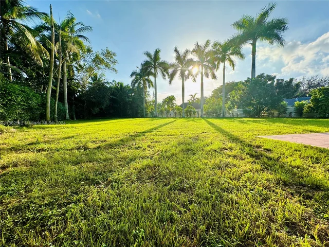 14630 SW 148th Ct, Miami FL 33196